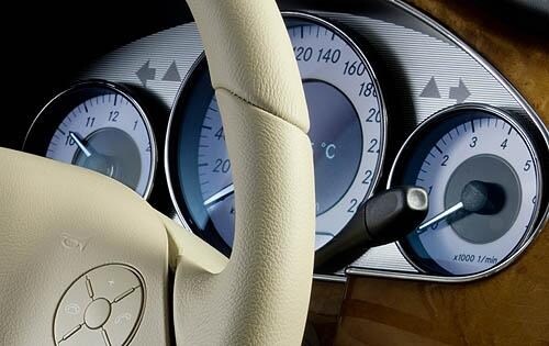 2009 Mercedes-Benz CLS-Class CLS550 Instrument Cluster