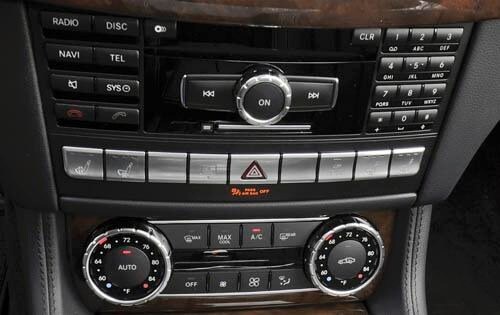 2012 Mercedes-Benz CLS-Class CLS550 Center Console