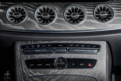 Mercedes-Benz CLS-Class CLS 450 Sedan Interior Detail