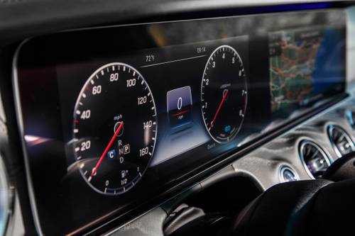 Mercedes-Benz CLS-Class CLS 450 Sedan Gauge Cluster
