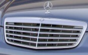 2008 Mercedes-Benz E-Class E320 BLUETEC Front Grille and Badging 2008 Mercedes-Benz E-Class E320 BLUETEC Front Grille and Badging
