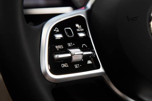 2020 Mercedes-Benz E-Class E 450 4MATIC Sedan Aux Controls