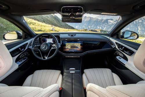 2025 Mercedes-Benz E-Class E 450 4MATIC All-Terrain Wagon Dashboard