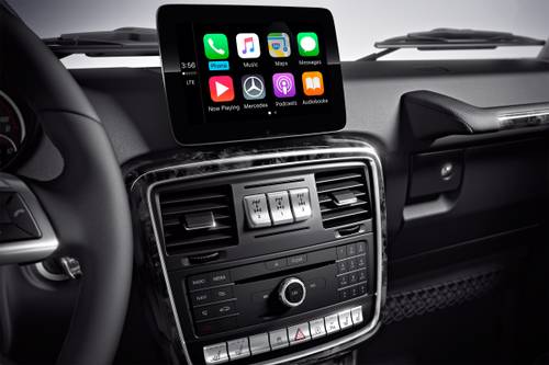 2018 Mercedes-Benz G-Class G 550 4dr SUV Center Console
