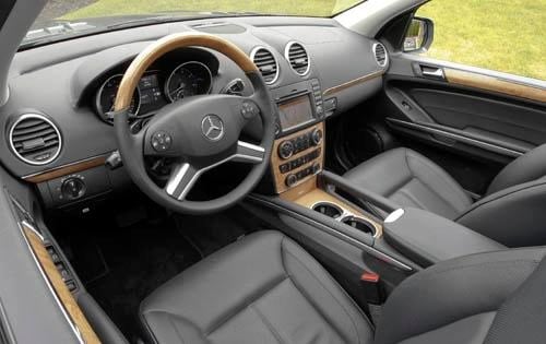 2010 Mercedes-Benz GL-Class GL550 Interior