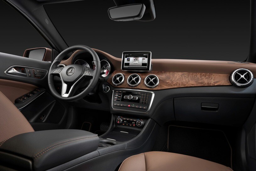 2017 Mercedes-Benz GLA-Class GLA250 4MATIC 4dr SUV Interior