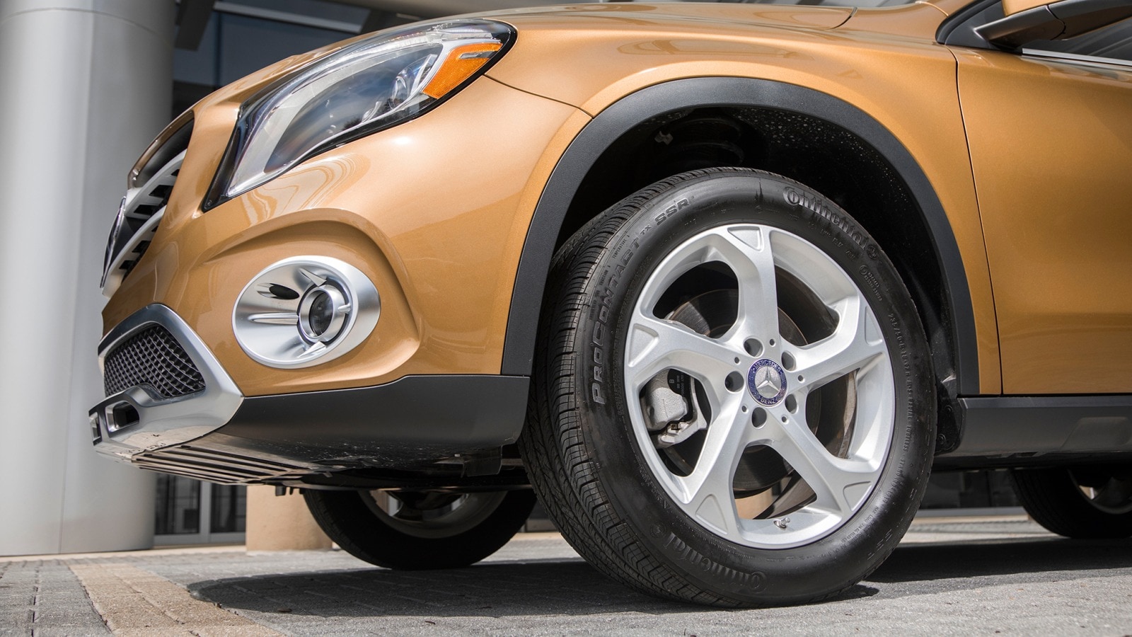 What Are Run-Flat Tires? | Edmunds