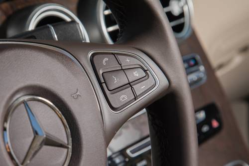 2019 Mercedes-Benz GLC-Class GLC 350e 4MATIC 4dr SUV Aux Controls