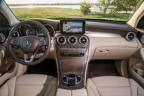 2019 Mercedes-Benz GLC-Class GLC 350e 4MATIC 4dr SUV Dashboard