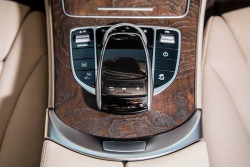 2019 Mercedes-Benz GLC-Class GLC 350e 4MATIC 4dr SUV Shifter