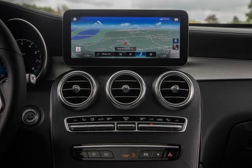 2022 Mercedes-Benz GLC-Class GLC 300 4MATIC 4dr SUV Center Console