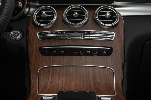 2022 Mercedes-Benz GLC-Class GLC 300 4MATIC 4dr SUV Interior Detail
