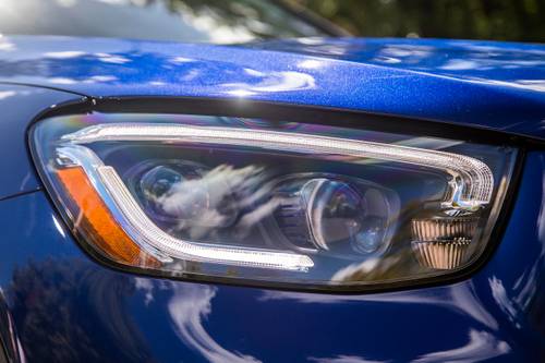 2022 Mercedes-Benz GLC-Class GLC 300 4MATIC 4dr SUV Headlamp Detail