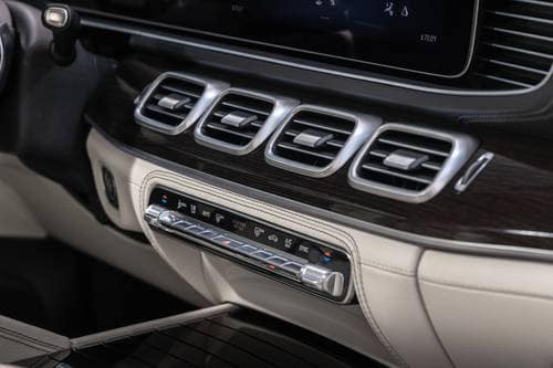 2025 Mercedes-Benz GLE-Class GLE 450 4MATIC 4dr SUV Interior Detail