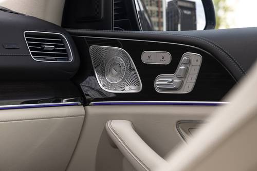 2025 Mercedes-Benz GLE-Class GLE 450 4MATIC 4dr SUV Interior Detail