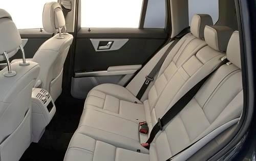 2010 Mercedes-Benz GLK-Class GLK350 Rear Interior