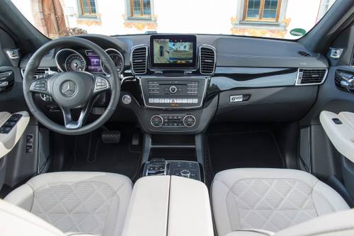 2019 Mercedes-Benz GLS-Class GLS 450 4MATIC 4dr SUV Dashboard