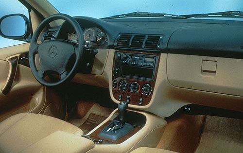 1998 Mercedes-Benz M-Class 4dr ML320 4WD Wagon