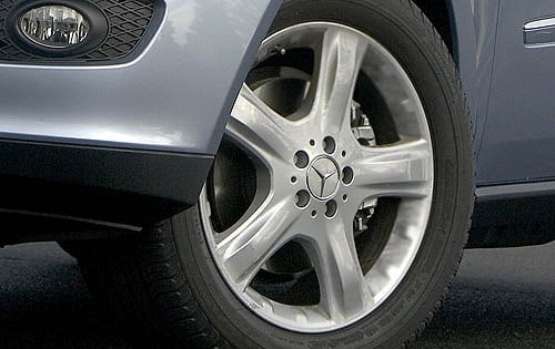 2008 Mercedes-Benz M-Class ML320 CDI Wheel Detail