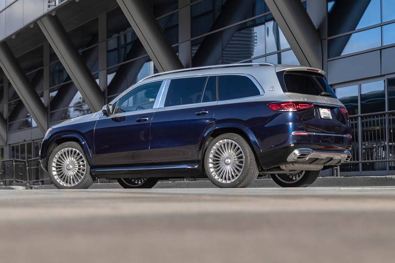 2022 Mercedes-Benz Maybach GLS Pictures - 90 Photos | Edmunds