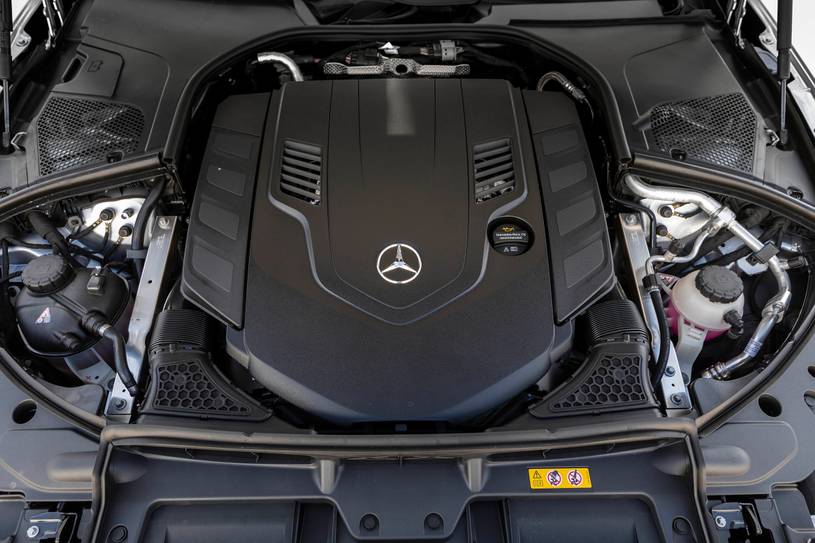 Mercedes-Benz Maybach S 580 4MATIC Sedan 4.0L V8 Turbo Gas/Electric Engine