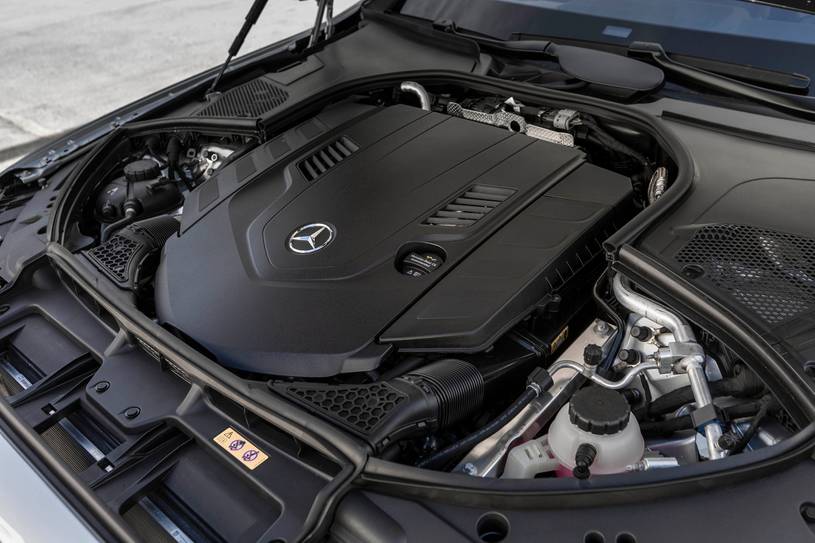 Mercedes-Benz Maybach S 580 4MATIC Sedan 4.0L V8 Turbo Gas/Electric Engine