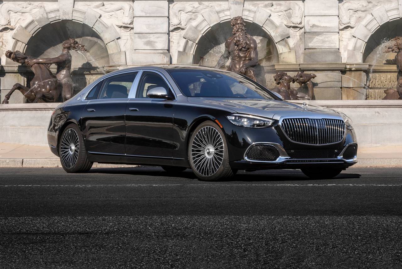 2025 S580 Maybach Emiliano Hunter