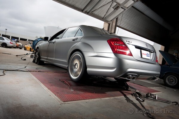 2011 Mercedes-Benz S63 AMG