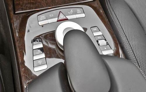 2012 Mercedes-Benz S-Class S350 BlueTEC Center Console