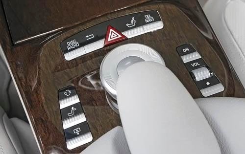 2010 Mercedes-Benz S-Class S400 Hybrid Center Console Shown