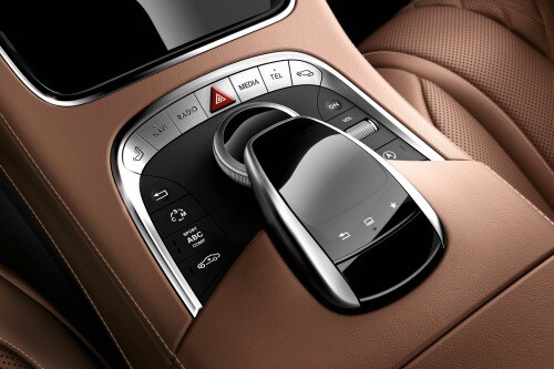 2017 Mercedes-Benz S-Class AMG S65 Coupe Aux Controls