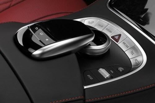2017 Mercedes-Benz S-Class S550 4MATIC Coupe Aux Controls
