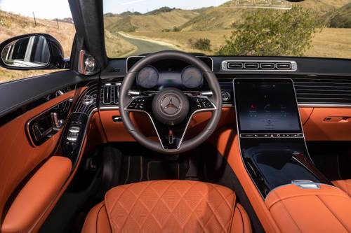 Mercedes-Benz S-Class S 580 4MATIC Sedan Steering Wheel Detail