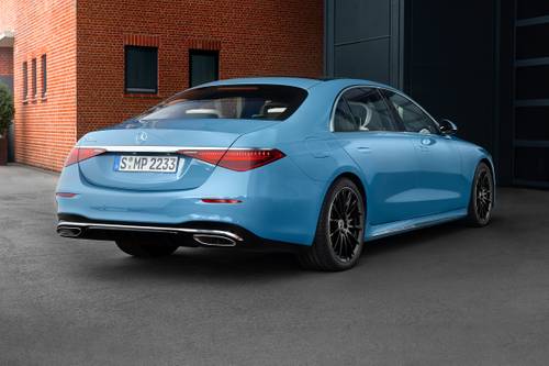 2023 Mercedes-Benz S-Class S 580e 4MATIC Sedan Exterior. European Model Shown.