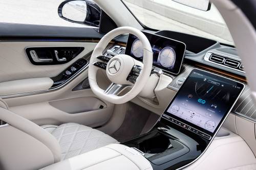 2023 Mercedes-Benz S-Class S 580e 4MATIC Sedan Steering Wheel Detail