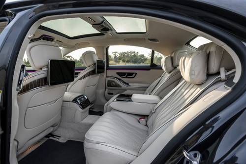 2024 Mercedes-Benz S-Class AMG S 63 E PERFORMANCE Sedan Interior