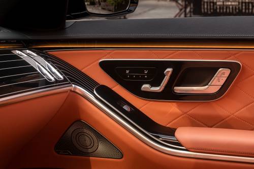 2024 Mercedes-Benz S-Class S 500 4MATIC Sedan Interior Detail