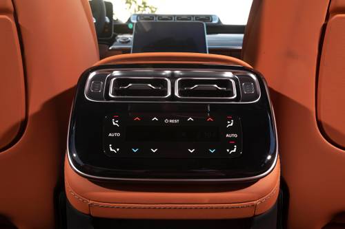2024 Mercedes-Benz S-Class S 580 4MATIC Sedan Interior Detail