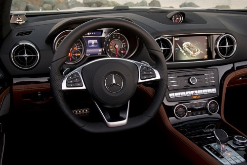 Mercedes-Benz SL-Class SL 450 Convertible Steering Wheel Detail