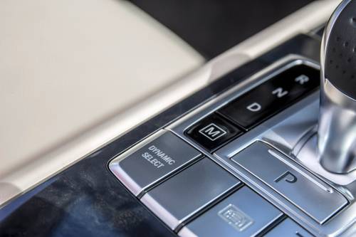 Mercedes-Benz SL-Class SL 550 Convertible Interior Detail