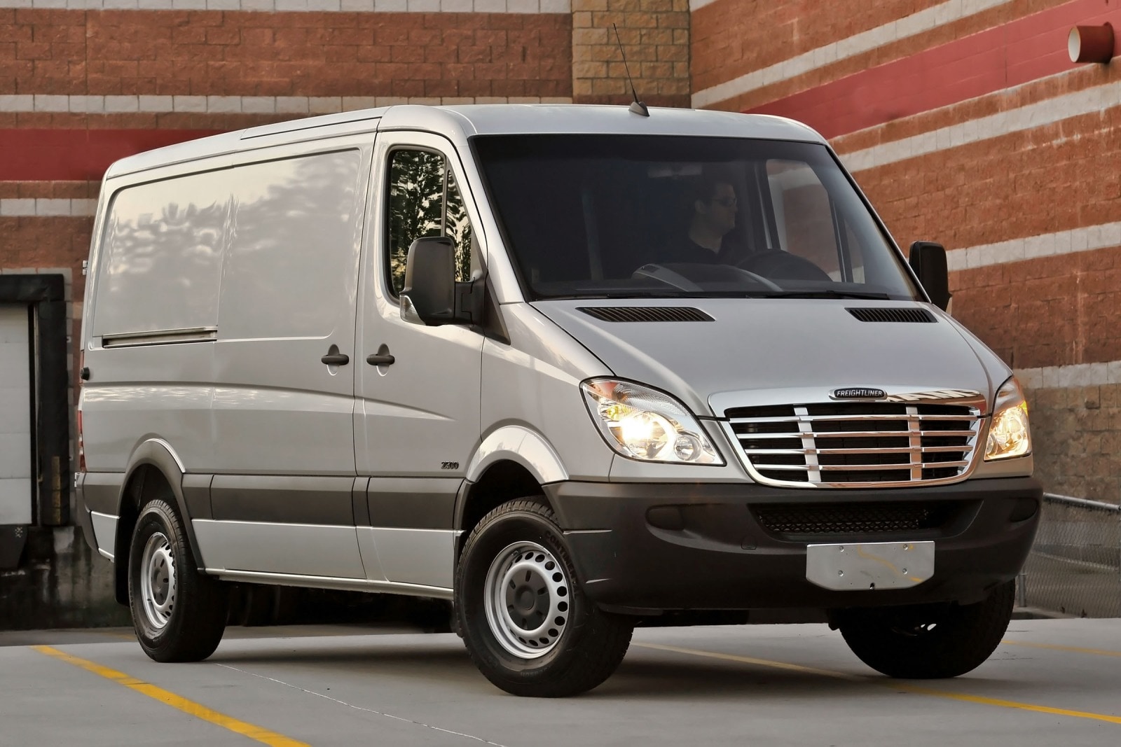 2013 Mercedes-Benz Sprinter Review \u0026 Ratings | Edmunds, image size:1600x1067