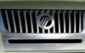 2009 Mercury Mariner Hybrid Front Grille and Badging