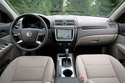 Used 2010 Mercury Milan Base Sedan Review Ratings Edmunds 2010 Mercury Milan Premier Sedan Dashboard