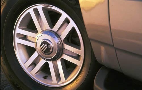 2003 Mercury Mountaineer Luxury Wheel Detail Shown