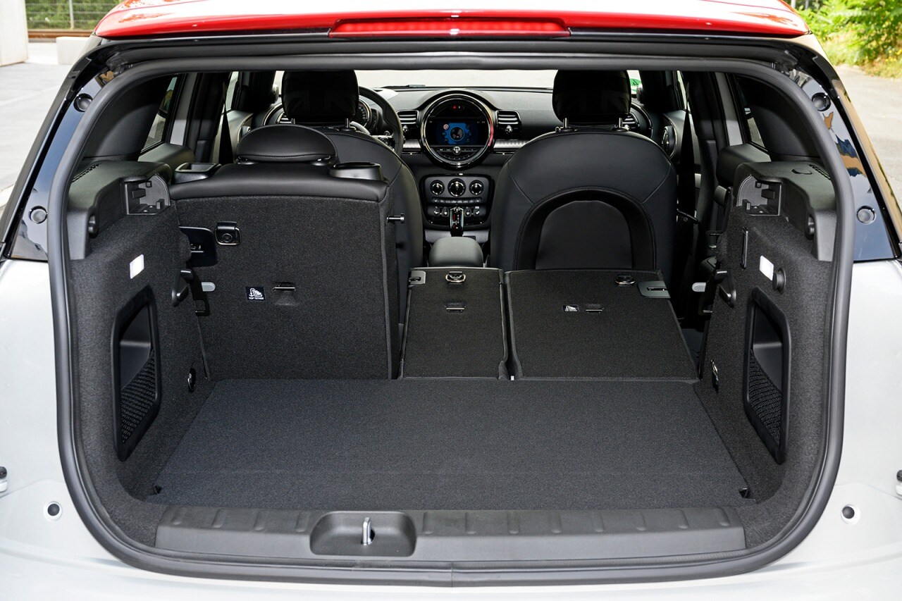 2020 Mini Clubman John Cooper Works - Cargo 2020 Mini Clubman John Cooper Works - Cargo