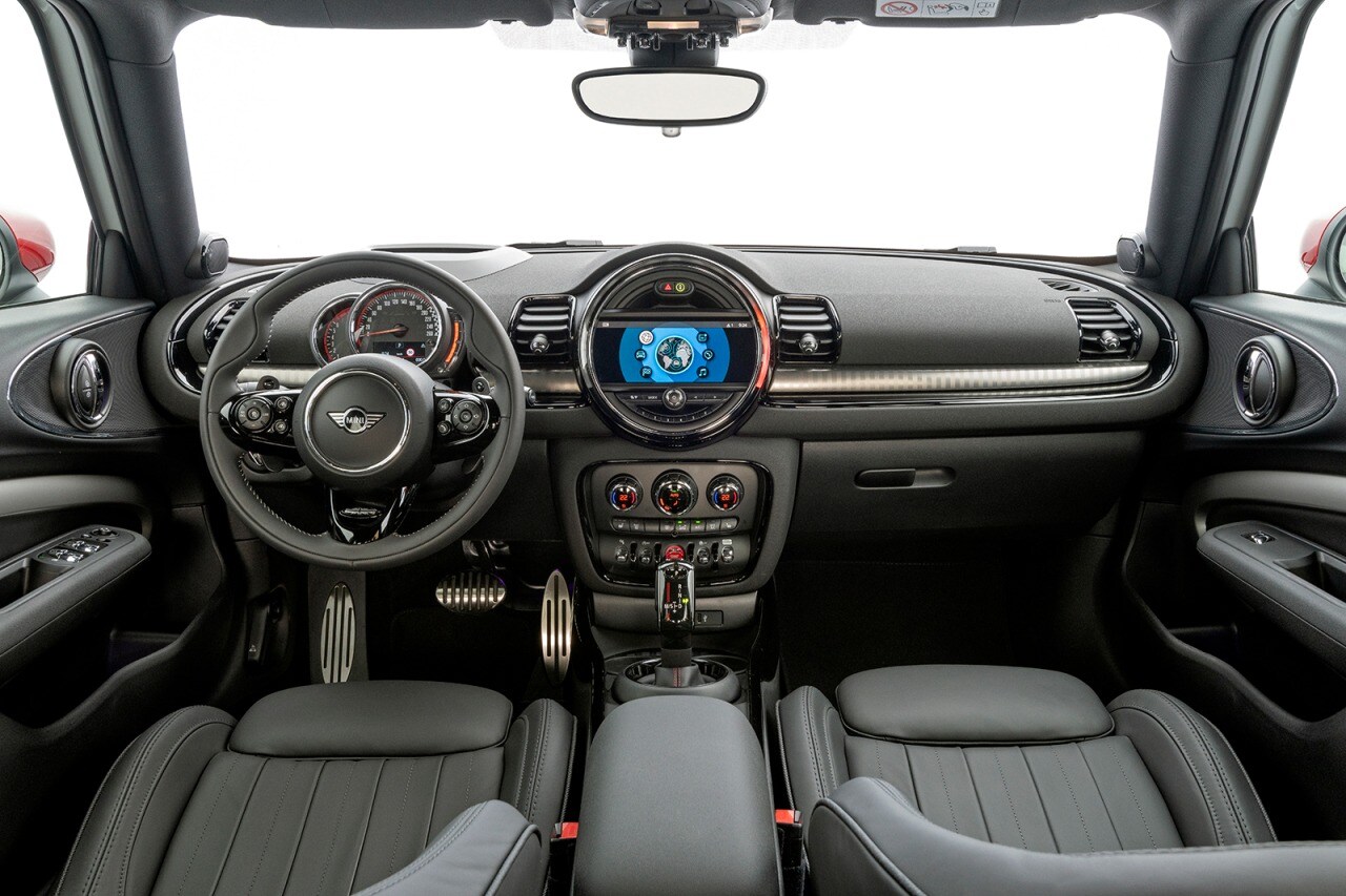2020 Mini Clubman John Cooper Works - Dash 2020 Mini Clubman John Cooper Works - Dash