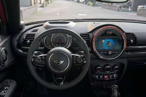 MINI Clubman Cooper S 4dr Hatchback Steering Wheel Detail