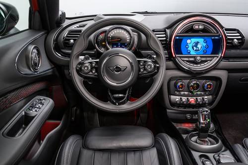 MINI Clubman Cooper S 4dr Hatchback Steering Wheel Detail