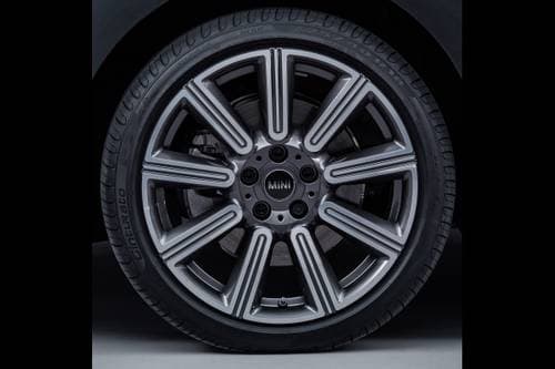 MINI Clubman Cooper S 4dr Hatchback Wheel