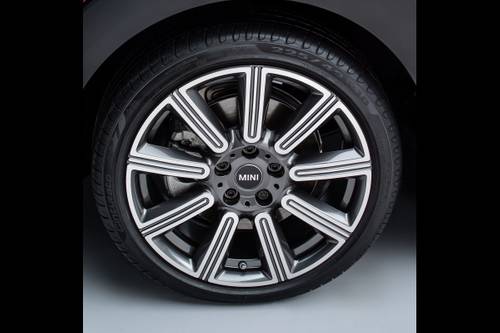 MINI Clubman Cooper S 4dr Hatchback Wheel